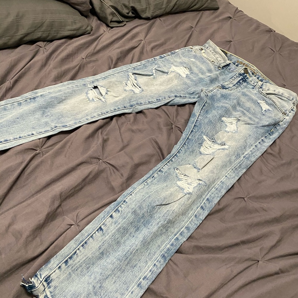 AMERICAN EAGLE SKINNY JEANS (32x30) BRAND NEW